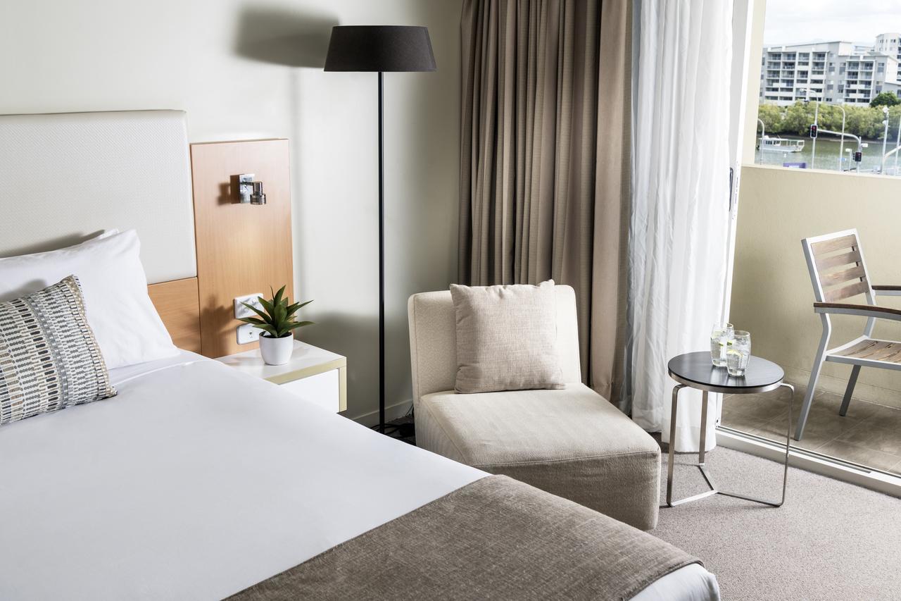 Grand Hotel And Apartments タウンズビル エクステリア 写真